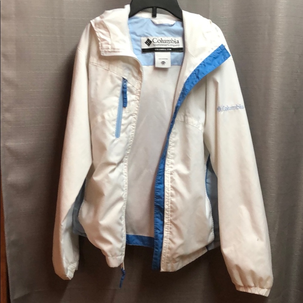 Rain coat